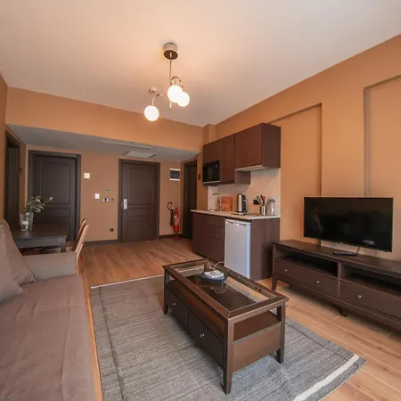 Servi House -