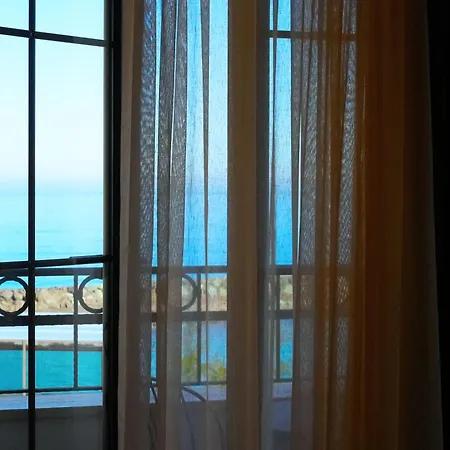 Servi House - Aparthotel